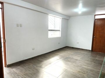 VENTA DE DEPARTAMENTO EN CAJAMARCA LARRY JHONSON 3ER PISO EXTERIOR