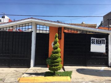 CASA EN RENTA DE UNA PLANTA