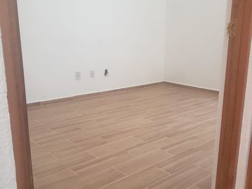 CASA EN RENTA DE UNA PLANTA