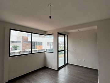 CASA EN VENTA UBICADA EN PRIVADA VILLAS DE NEXTLALPAN, EXCELENTE ZONA, LISTA PARA HABITAR. ¡PRECIO DE OPORTUNIDAD!