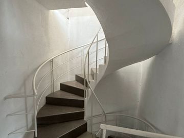 CASA EN VENTA UBICADA EN PRIVADA VILLAS DE NEXTLALPAN, EXCELENTE ZONA, LISTA PARA HABITAR. ¡PRECIO DE OPORTUNIDAD!