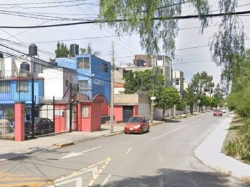 Casa en Remate Bancario, ADJUDICADA!!! CALLE PROL. MORELOS, VILLAS DEL OLIVO, CUAUTITLÁN, EDO. DE MEXICO.