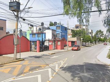 Casa en Remate Bancario, ADJUDICADA!!! CALLE PROL. MORELOS, VILLAS DEL OLIVO, CUAUTITLÁN, EDO. DE MEXICO.