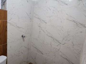 VENTA DE DEPARTAMENTO EN CAJAMARCA LARRY JHONSON 3ER PISO INTERIOR