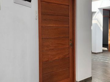 VENTA DE DEPARTAMENTO EN CAJAMARCA LARRY JHONSON 3ER PISO INTERIOR