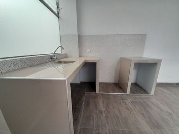 VENTA DE DEPARTAMENTO EN CAJAMARCA LARRY JHONSON 3ER PISO INTERIOR