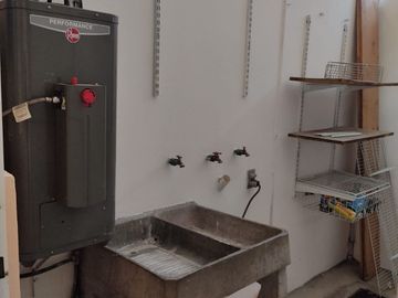 vendo casa en bosques de sanctorum cerca vw, periférico y outlet