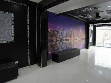 🏢 ¡ATENCIÓN INVERSIONISTAS!  VENTA DE MODERNO EDIFICIO DE 3 PISOS EN LOS OLIVOS 🏢
