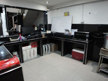 🏢 ¡ATENCIÓN INVERSIONISTAS!  VENTA DE MODERNO EDIFICIO DE 3 PISOS EN LOS OLIVOS 🏢