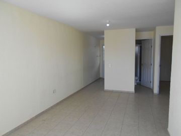 Casa en RENTA Los Viñedos - Condominio Colonia - 2 recamaras, 1 baño, estudio.