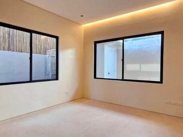Renovated House and Lot for Sale in BF Homes