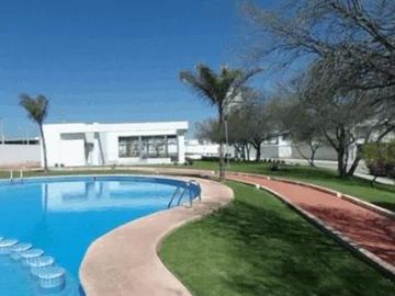 Casa en Venta en Reserva Bosque Sereno, Aguascalientes (ESTEFANIA)