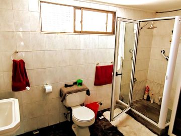 CASA 4 DORMITORIOS/2 BAÑOS, CALLE ARTURO PRAT, METRO AGRICOLA, MACUL