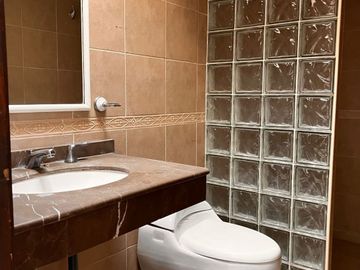 Venta de casa en Fuente de Trevi