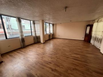 PROPIEDAD DE VENTA EN SUR DE QUITO SECTOR LA BILOXI