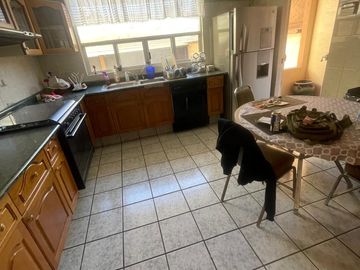 SE VENDE BONITA CASA GRANDE EN PRADO VALLEJO