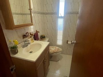 SE VENDE BONITA CASA GRANDE EN PRADO VALLEJO