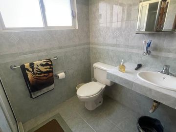 SE VENDE BONITA CASA GRANDE EN PRADO VALLEJO