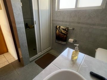 SE VENDE BONITA CASA GRANDE EN PRADO VALLEJO