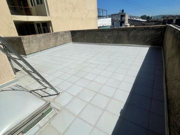 SE VENDE BONITA CASA GRANDE EN PRADO VALLEJO