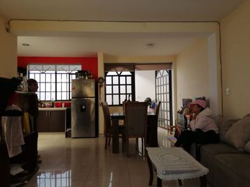 CASA EN VENTA EN MORELIA MICHOACÀN MÉXICO, COL. LA SOLEDAD