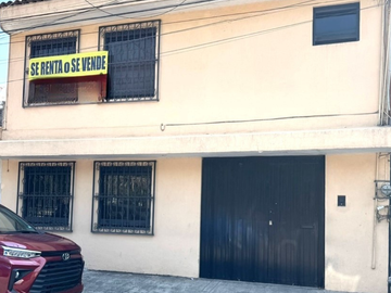SE VENDE CASA DE 3 PISOS A PIE DE CALLE PRADOS AGUA AZUL, PUEBLA