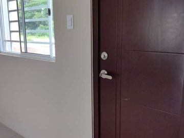 Townhouse For Sale In Hamilton Executive Residences in Imus Cavite Near River Park General Trias.