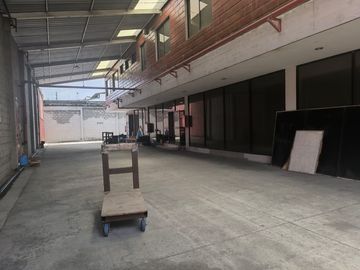 Venta de galpones/ bodegas en Mapasingue: 3 Galpones Adosados con oficinas y Equipamiento Integrado