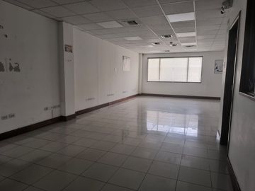 Venta de galpones/ bodegas en Mapasingue: 3 Galpones Adosados con oficinas y Equipamiento Integrado