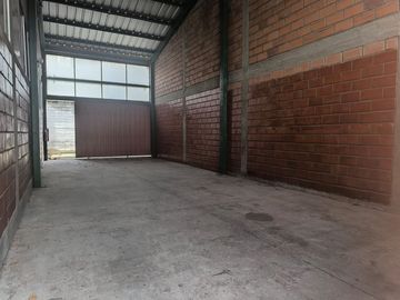 Venta de galpones/ bodegas en Mapasingue: 3 Galpones Adosados con oficinas y Equipamiento Integrado