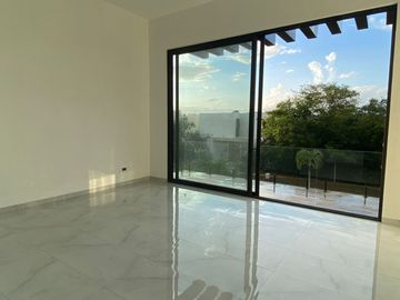 Residencia en Venta Country Club Merida