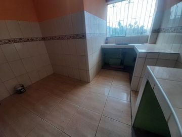 SE VENDE CASA DE 2 NIVELES EN SAN FERNANDO II SAN JUAN DE LURIGANCHO