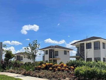Pre Selling Residentiial Lot for Sale in Nuvali Near Miriam Collage Southdale Settings