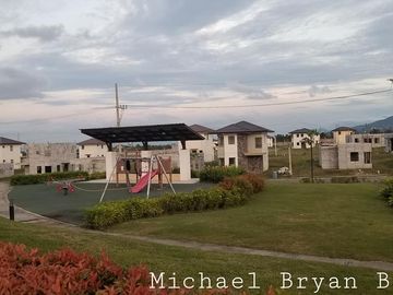 Pre Selling Residentiial Lot for Sale in Nuvali Near Miriam Collage Southdale Settings