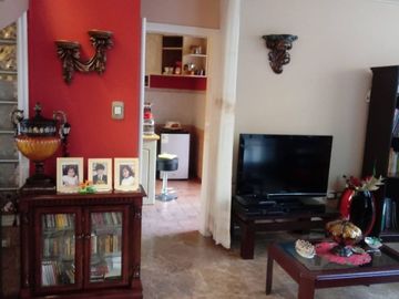 Hermosa Residencia en urb. Santa Victoria