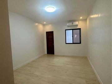 🏡 FOR SALE: HOUSE AND LOT MULTINATIONAL VILLAGE PARANAQUE ‼️