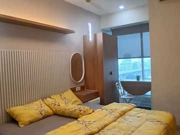 Jual Apartemen Grand Kamala Lagoon Bekasi – Studio Full Furnished Brand New