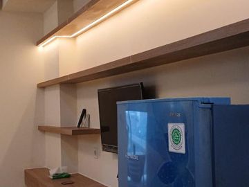 Jual Apartemen Grand Kamala Lagoon Bekasi – Studio Full Furnished Brand New