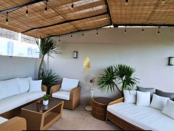 Rush Sale! Modern 5-Bedroom Townhouse for Sale in San Juan City