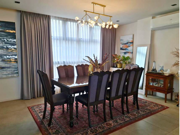 Rush Sale! Modern 5-Bedroom Townhouse for Sale in San Juan City