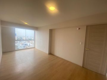 FLAT DE ESTRENO, VISTA PANORAMICA PISO 20, en la zona céntrica de Santa Beatriz, a pasos de la Av. Arequipa y el Circuito Mágico del Agua.