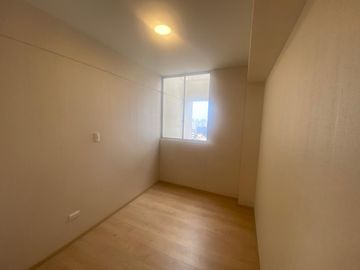 FLAT DE ESTRENO, VISTA PANORAMICA PISO 20, en la zona céntrica de Santa Beatriz, a pasos de la Av. Arequipa y el Circuito Mágico del Agua.