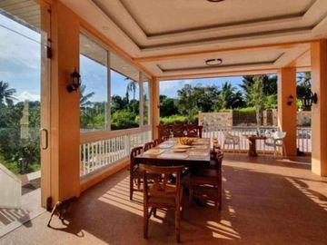 Fully Furnished Tagaytay Mansion