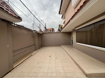 ¡Casa de 3 dormitorios en ubicación privilegiada en VENTA!
