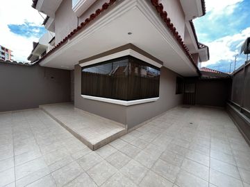 ¡Casa de 3 dormitorios en ubicación privilegiada en VENTA!