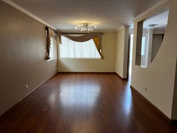 ¡Casa de 3 dormitorios en ubicación privilegiada en VENTA!