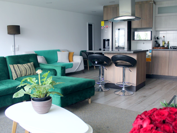 Venta de Departamento, Frente Condado Shopping