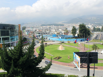 Venta de Departamento, Frente Condado Shopping