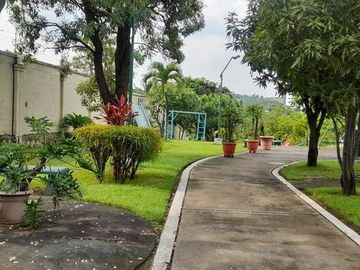 DEPARTAMENTO  AMOBLADO COMPLETAMENTE  EN PLANTA B.