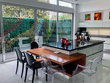 Venta de Residencia en Bosque Real junto al campo de golf,  5 habitaciones